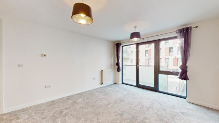 1 Bedroom Flat For Sale In Abbotts Wharf, Stainsby Rd, London, E14