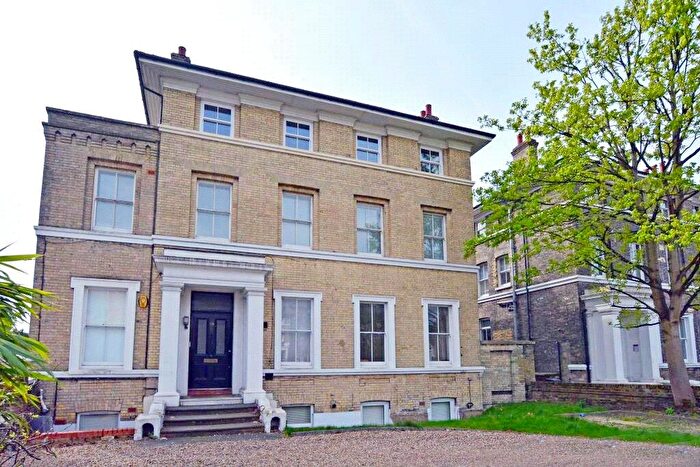 1 Bedroom Apartment For Sale In Shooters Hill Road, Blackheath, London, SE3