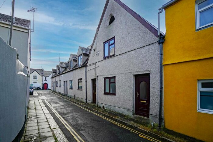 2 Bedroom House To Rent In Shaftesbury Court, Plymouth, PL4