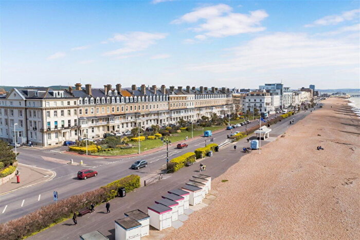 1 Bedroom Flat For Sale In Jason Court, Heene Terrace, Worthing, BN11