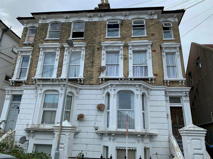 1 Bedroom Flat To Rent In Carlton Avenue, Ramsgate, CT11