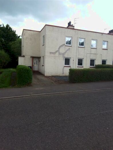 2 Bedroom Ground Flat To Rent In Blacklaw Road, Dunfermline, KY11