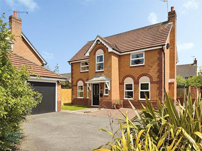4 Bedroom Detached House For Sale In Lady Walk, Gateford, Worksop, S81