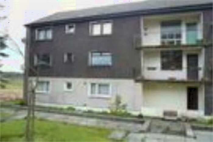 3 Bedroom Flat For Sale In Dervaig Gardens, Upperton, Airdrie, ML6