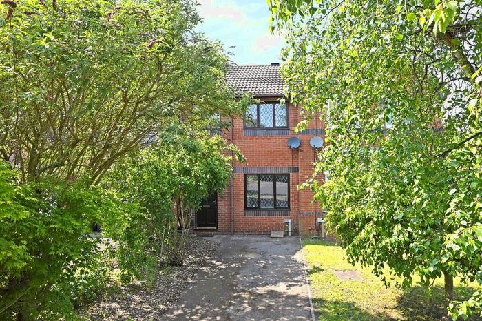 3 Bedroom Terraced House To Rent In St. Barnabas Close, Leeman Road, York, YO26