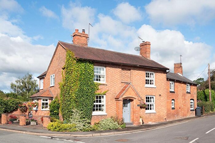 3 Bedroom Terraced House For Sale In Red Horse Corner, Norton Lindsey, CV35