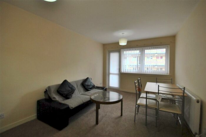 2 Bedroom Flat To Rent In Cathedral Square, City Centre, Glasgow, G4