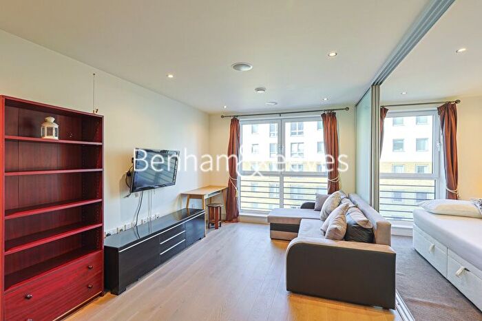 Studio To Rent In Townmead Road, Imperial Wharf, SW6