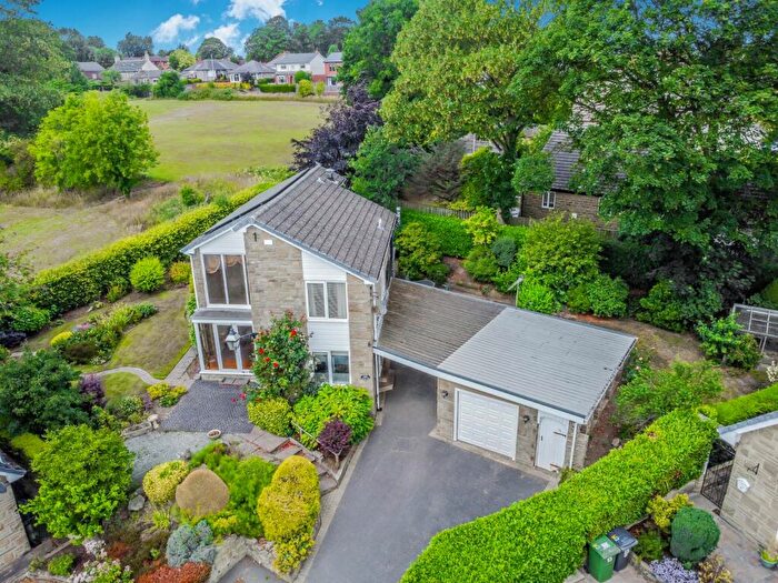 4 Bedroom Detached House For Sale In Willow Close, Little Gomersal, Gomersal, BD19