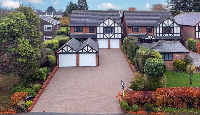 5 Bedroom Detached House For Sale In Wrotham Road, Meopham, Gravesend, Kent, DA13