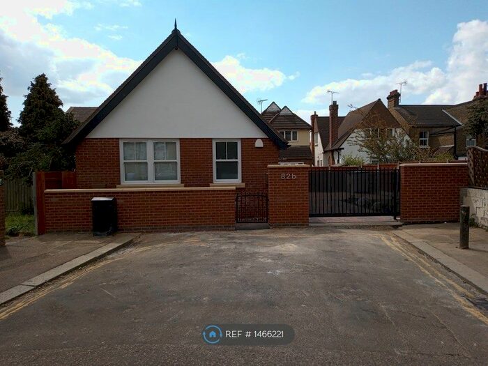 1 Bedroom Bungalow To Rent In Burdett Avenue, Westcliff-On-Sea, SS0