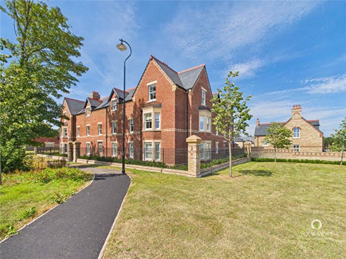 2 Bedroom Flat For Sale In Bowes Gate Drive, Lambton Park, Chester Le Street, Durham, DH3