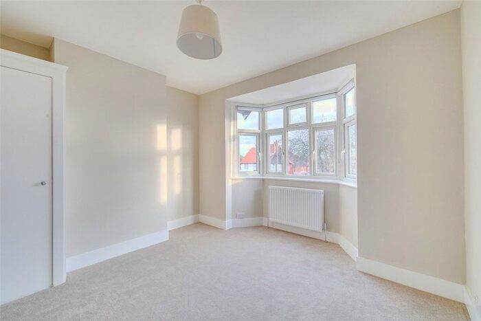 3 Bedroom Semi-Detached House To Rent In Pine Ridge, Carshalton, SM5