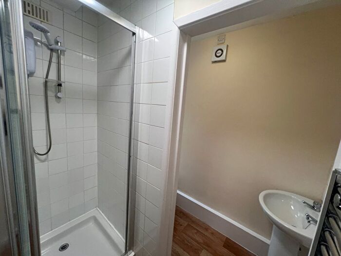 2 Bedroom Block Of Flats For Sale In Clifton Street, Swinley, Wigan, WN1