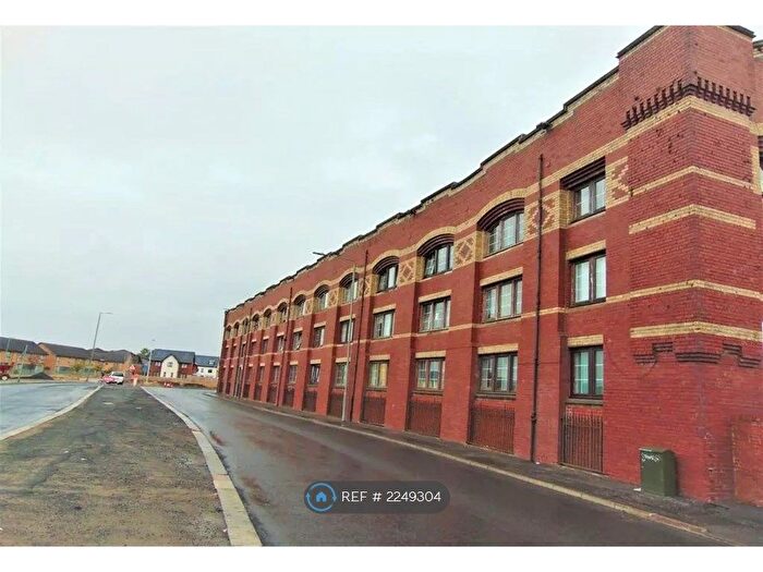 2 Bedroom Flat To Rent In Inchinnan Road, Paisley, PA3