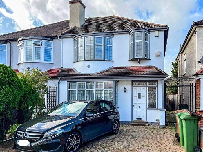 3 Bedroom Semi-Detached House To Rent In St James Avenue, Sutton, SM1