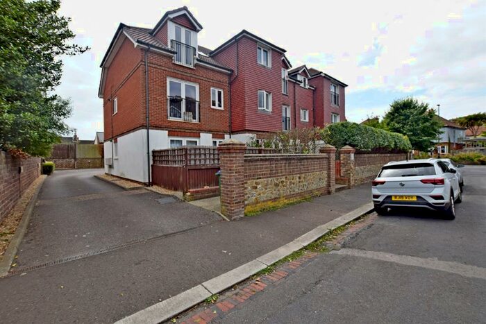2 Bedroom Flat To Rent In Ellasdale Road, Bognor Regis, PO21