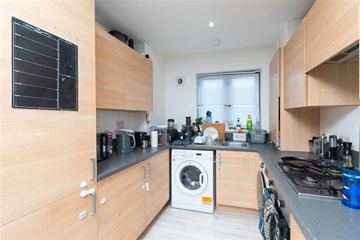 3 Bedroom Terraced House For Sale In Ferguson Avenue, Gravesend, Kent, DA12