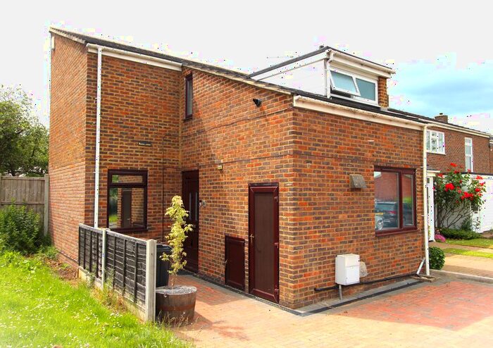 2 Bedroom End Of Terrace House To Rent In Woodcroft, Harlow, CM18
