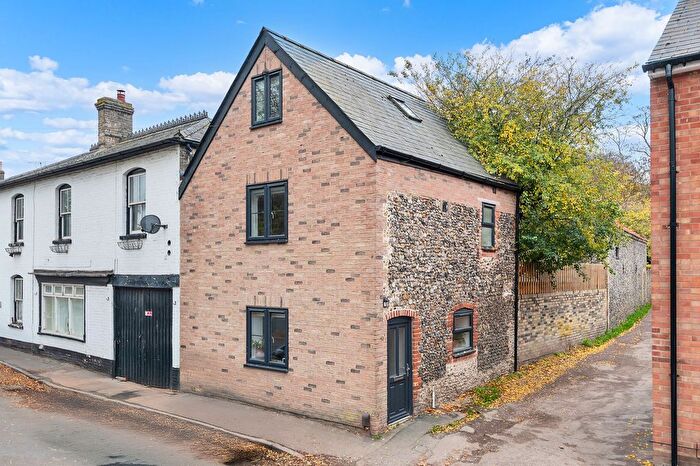 2 Bedroom End Terrace House For Sale In Chapel Street, Exning, CB8