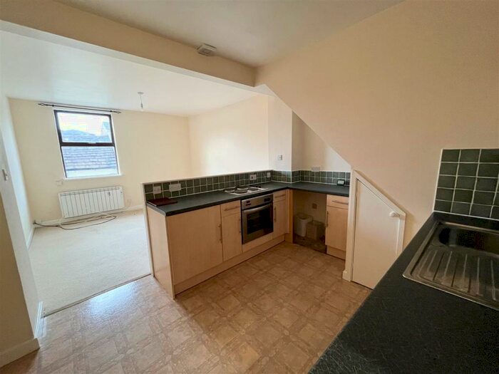 2 Bedroom Duplex To Rent In Park Lane, Macclesfield, SK11