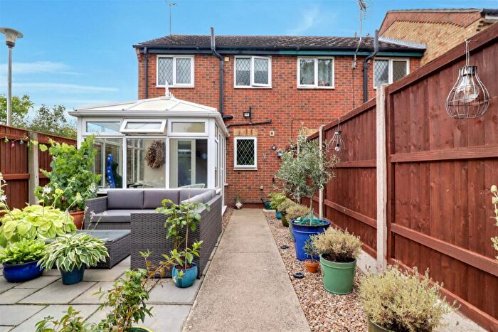 2 Bedroom End Of Terrace House For Sale In Alexander Court, North Kelsey, LN7