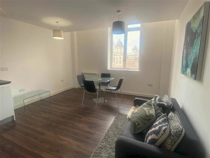 2 Bedroom Flat To Rent In The Strand, Liverpool, L2