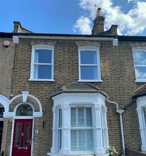 4 Bedroom Terraced House To Rent In Alloa Road, Deptford, SE8