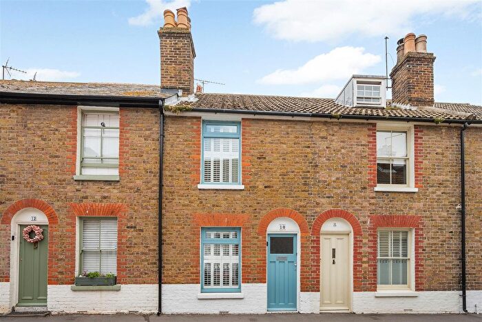 2 Bedroom Terraced House For Sale In Albert Street, Whitstable, CT5