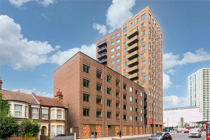 2 Bedroom Apartment To Rent In Ashley Road, Tottenham Hale, London, N17