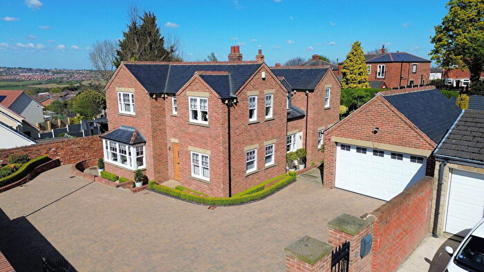 4 Bedroom Detached House For Sale In Hill Top Lane, Barnsley, S75