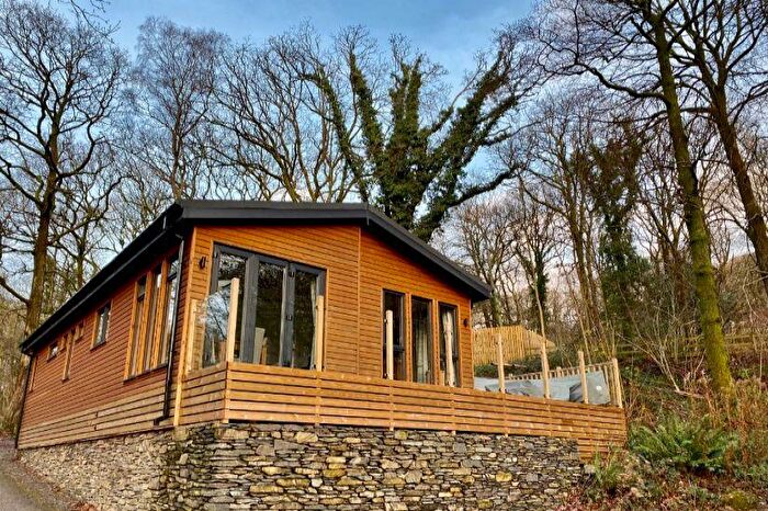 3 Bedroom Lodge For Sale In Three Bed Willerby Acorn (), Hill Of Oaks Caravan And Lodge Park, Lake Road, Windermere, Cumbria, LA23
