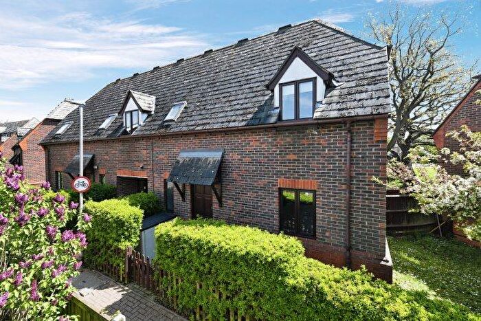 1 Bedroom Maisonette To Rent In Cheviot House, Chelmsford, CM1