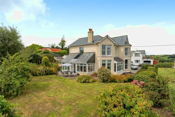 4 Bedroom Detached House For Sale In Tregoney Hill, Mevagissey, St. Austell, Cornwall, PL26