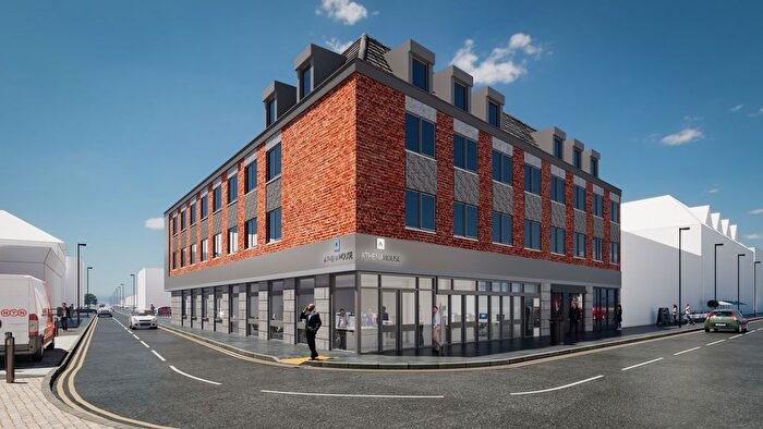 2 Bedroom Flat To Rent In High Street, Horley, RH6