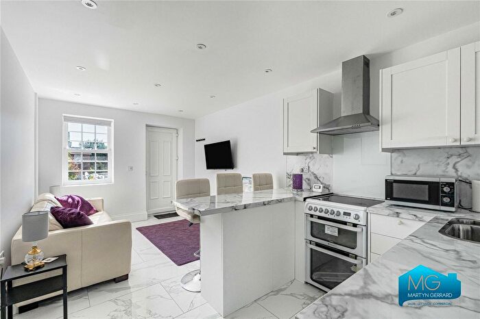 1 Bedroom Maisonette To Rent In Southway, Whetstone, London, N20