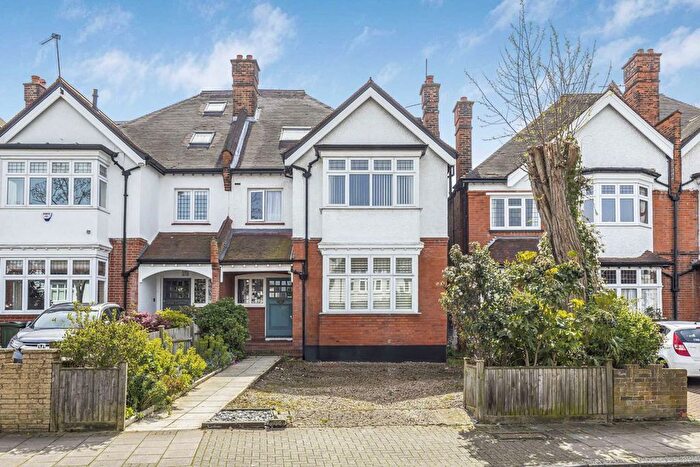 2 Bedroom Flat For Sale In Woodbourne Avenue, Streatham, SW16