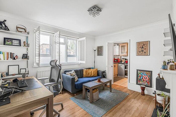 1 Bedroom Flat For Sale In Geraldine Road, Wandsworth, London, SW18