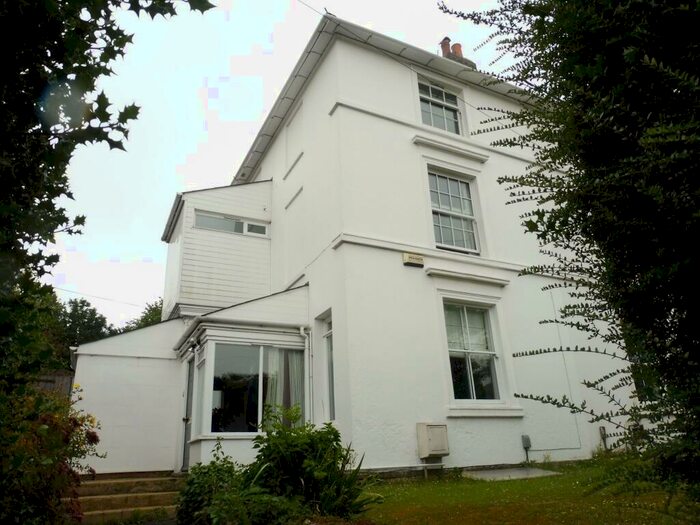 5 Bedroom House To Rent In Loose Road, Maidstone, ME15