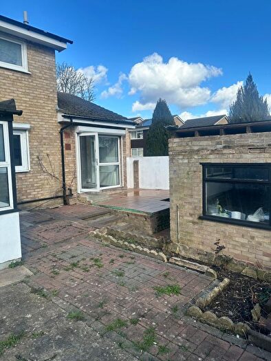 4 Bedroom Semi Detached House To Rent In Ravensbourne Park Crescent, London, SE6