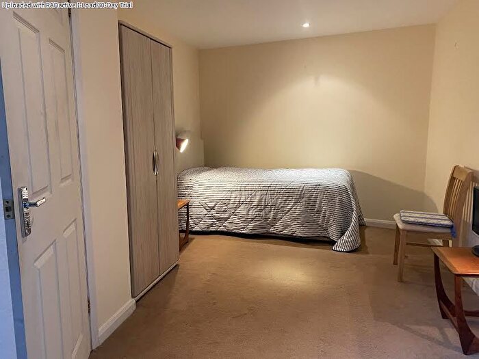 1 Bedroom Flat To Rent In The Annex, Birdhaven, Sandrock Hill Road, Farnham, GU10
