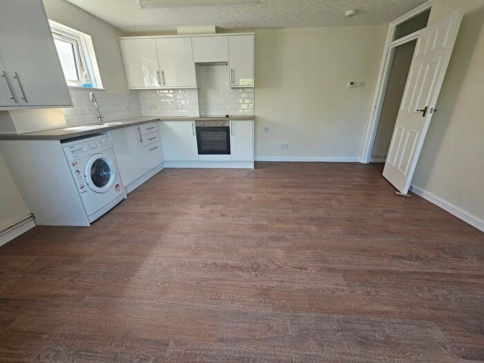 1 Bedroom Flat To Rent In College Road, Harrow Weald, Harrow, HA3