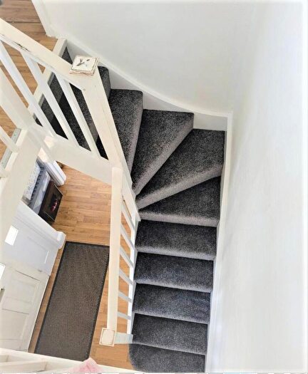 2 Bedroom Detached House To Rent In Bromley Road, Colchester, Essex, CO7