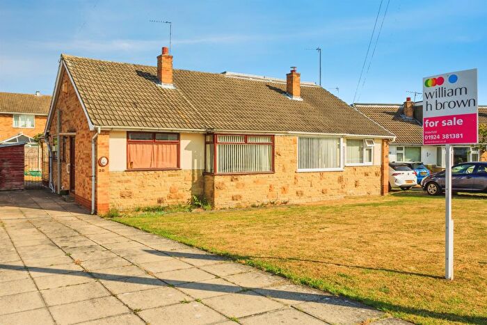 2 Bedroom Semi-Detached Bungalow For Sale In Fernlea Close, Crofton, Wakefield, WF4