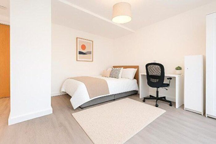 1 Bedroom Studio To Rent In Fargate, Sheffield, South Yorkshire, S1