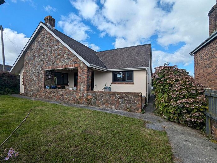 3 Bedroom Detached Bungalow To Rent In Osborn Park, Neyland, Milford Haven, SA73