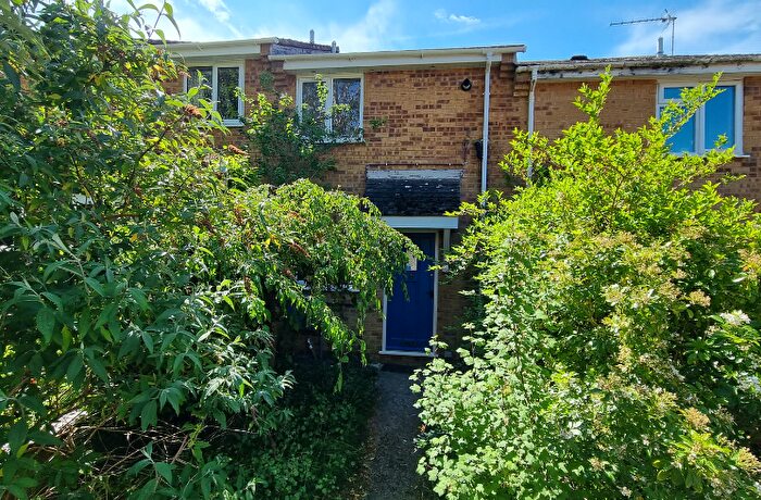2 Bedroom Terraced House For Sale In Overcombe Close, Poole, BH17