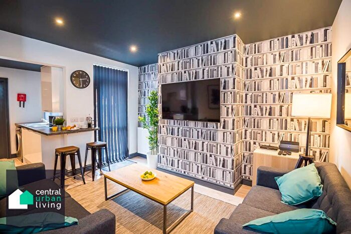 5 Bedroom Terraced House To Rent In Catherine Street - House Share - July, CH1