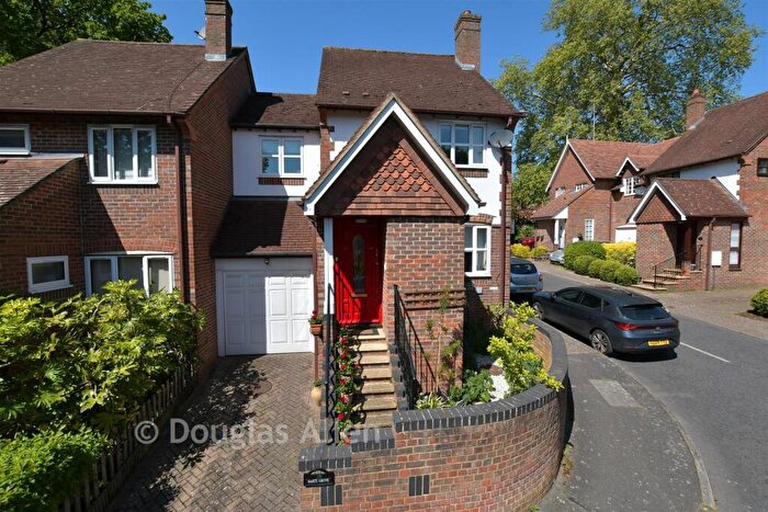 3 Bedroom End Of Terrace House For Sale In Woodford Green, Woodford Green, Essex, IG8