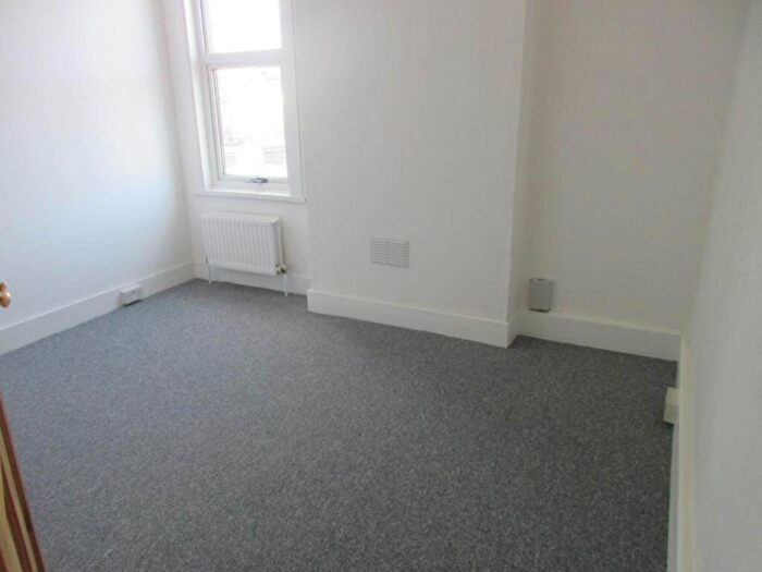 1 Bedroom Flat To Rent In Southchurch Road, Southend On Sea, SS1